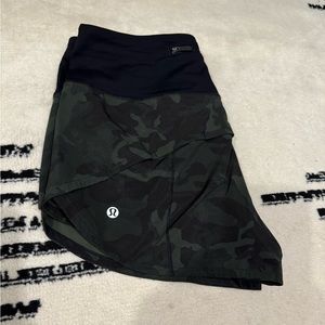 Lululemon- Speed Up shorts